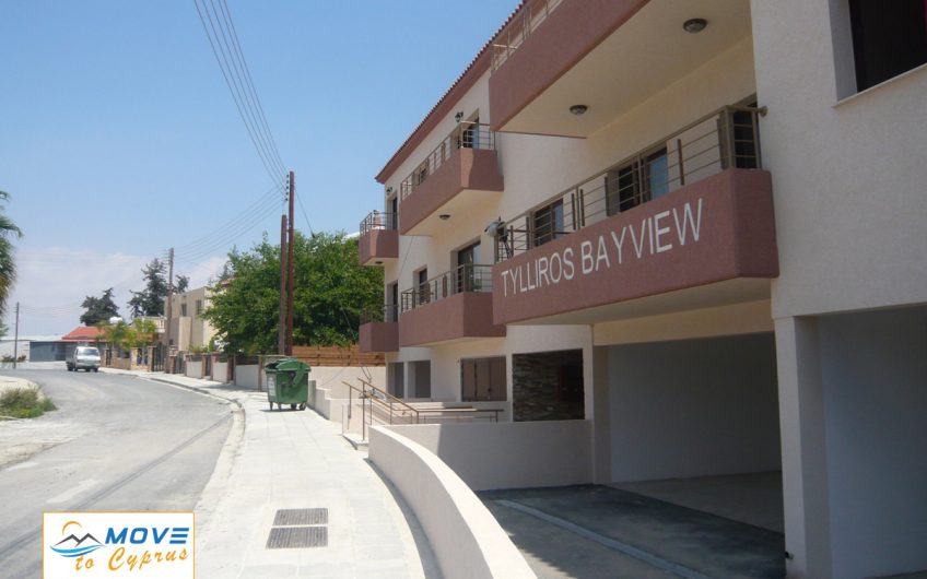 3 bedroom flat Bayview complex