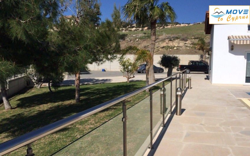 3 bedroom detached house for sale in Pareklisia