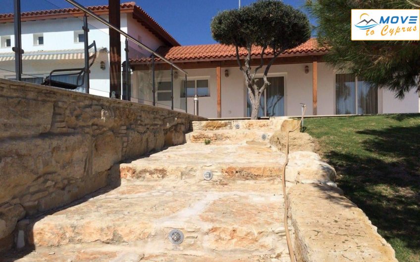 3 bedroom detached house for sale in Pareklisia