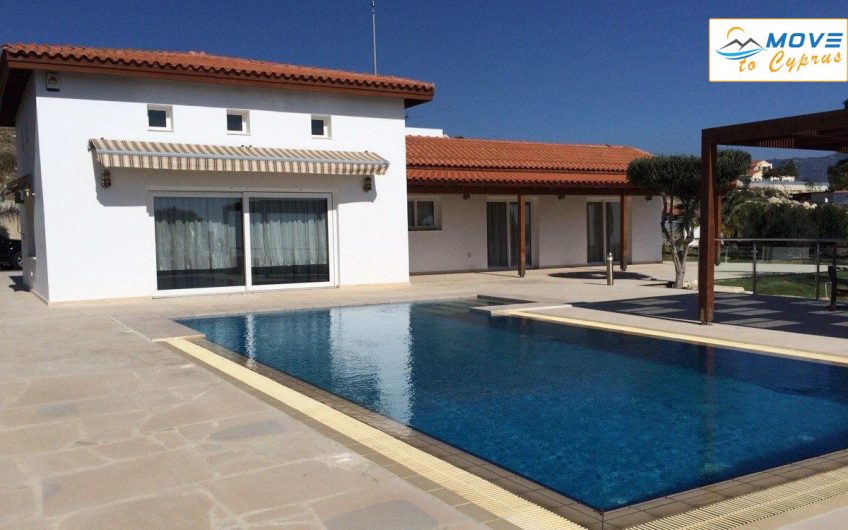 3 bedroom detached house for sale in Pareklisia