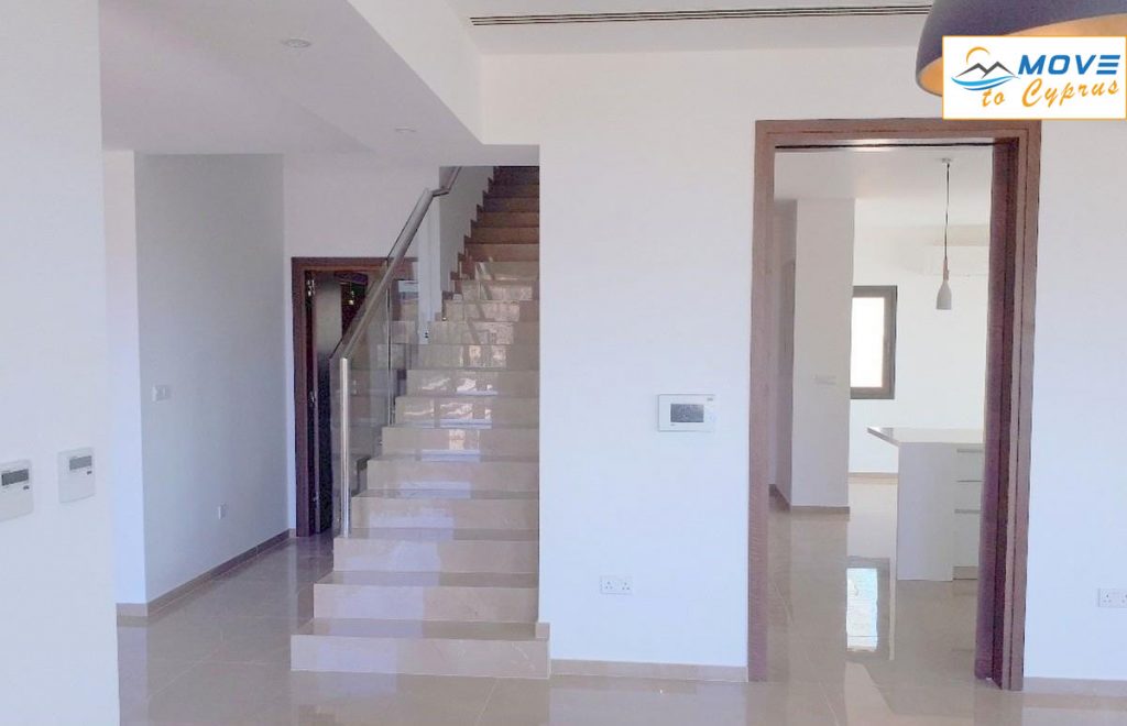 4 bedroom detached house for sale in Mesovounia