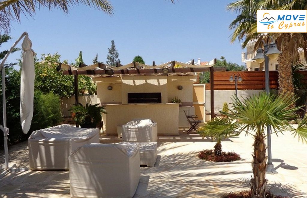 5 bedroom Villa for sale in kalogiroi