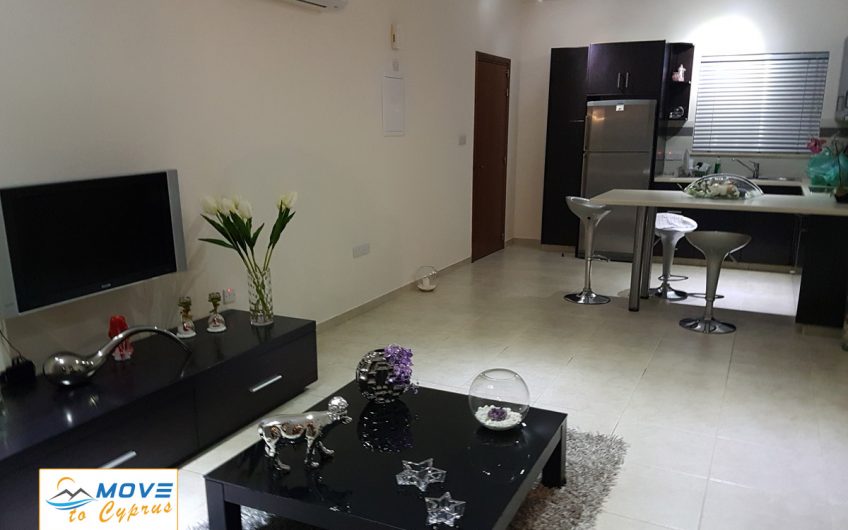 Ground floor 2 bedroom apartment Resale